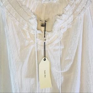 NWT SOPHIE MAX RUFFLE SLEEVELESS TOP UNTIL 2/20